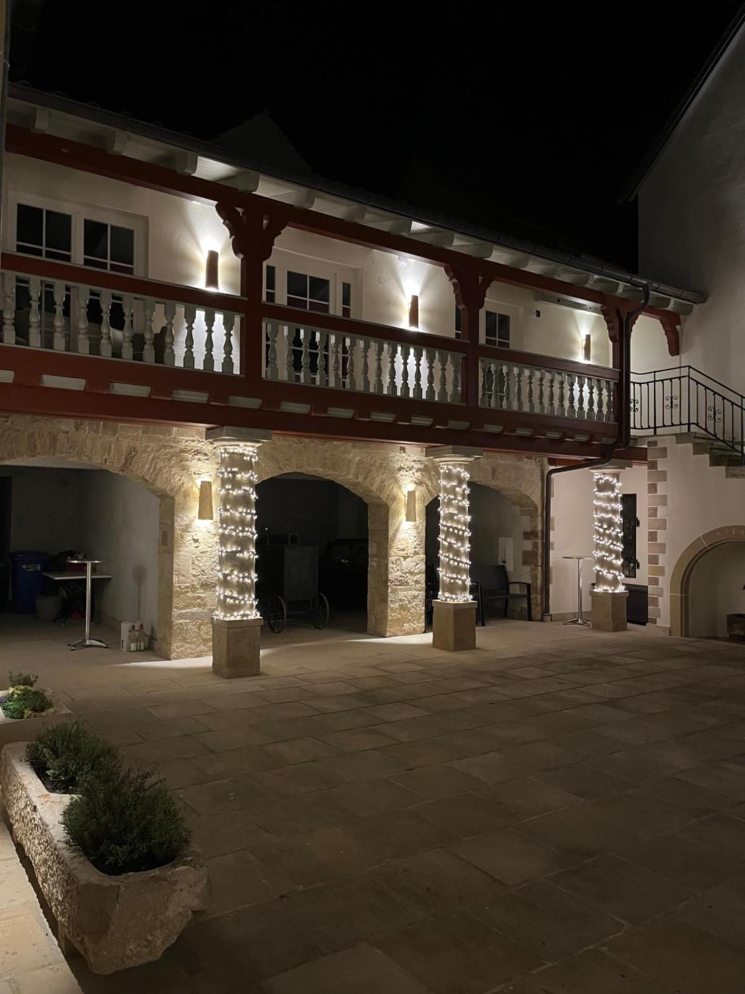 Karlbacher Domizil Ferienwohnungen Grosskarlbach Exterior foto